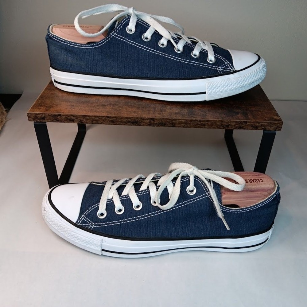 Converse All Star Sneakers Unisex Mens 8 Womens 10 Navy Blue Good Low Top M9697